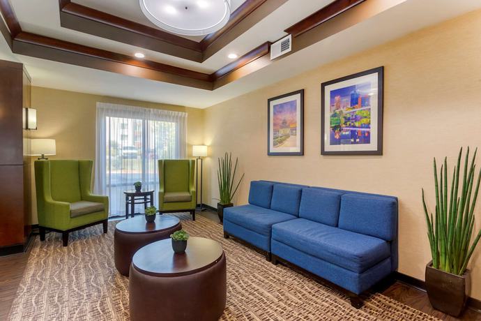 Imagen de los interiores del Hotel Comfort Suites Little Rock West. Foto 14