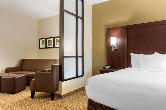 Imagen de la habitación del Hotel Comfort Suites Little Rock West. Foto 8
