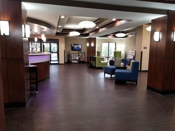 Imagen de los interiores del Hotel Comfort Suites Little Rock West. Foto 20