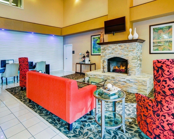 Imagen de los interiores del Hotel Comfort Suites Longview North. Foto 14