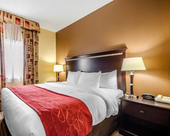 Imagen de la habitación del Hotel Comfort Suites Louisville East. Foto 10