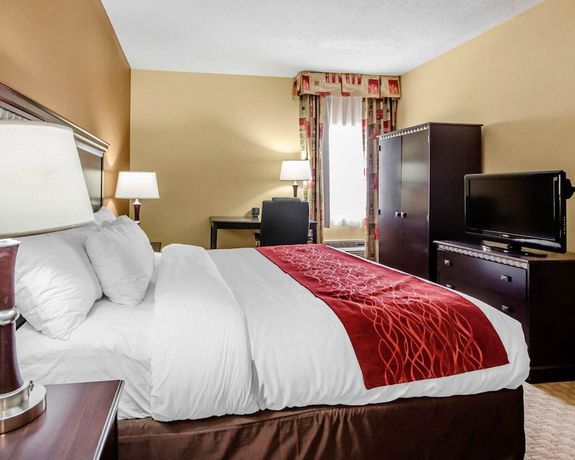 Imagen de la habitación del Hotel Comfort Suites Louisville East. Foto 13