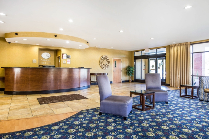 Imagen de los interiores del Hotel Comfort Suites Macon. Foto 14