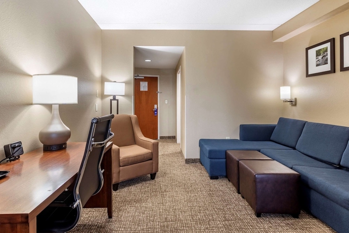 Imagen de la habitación del Hotel Comfort Suites Manchester. Foto 2