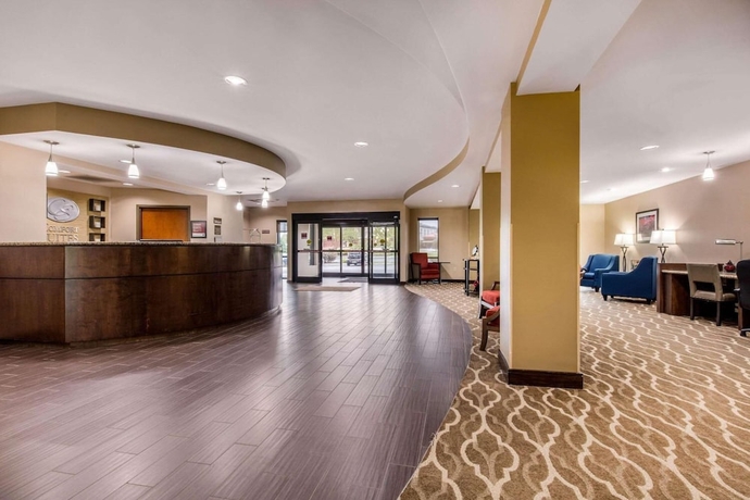 Imagen de los interiores del Hotel Comfort Suites Manchester. Foto 17