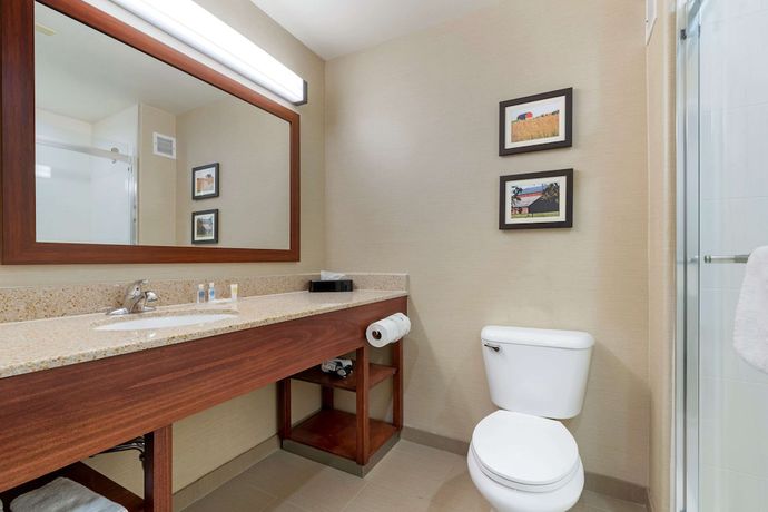 Imagen de la habitación del Hotel Comfort Suites Marysville - Yuba City. Foto 11