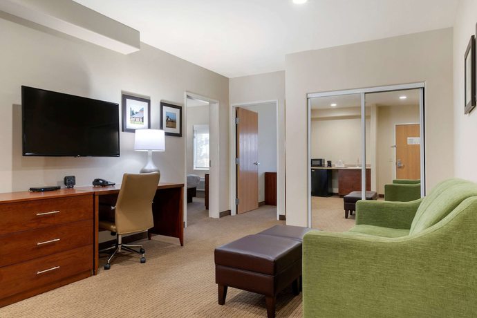 Imagen de la habitación del Hotel Comfort Suites Marysville - Yuba City. Foto 15