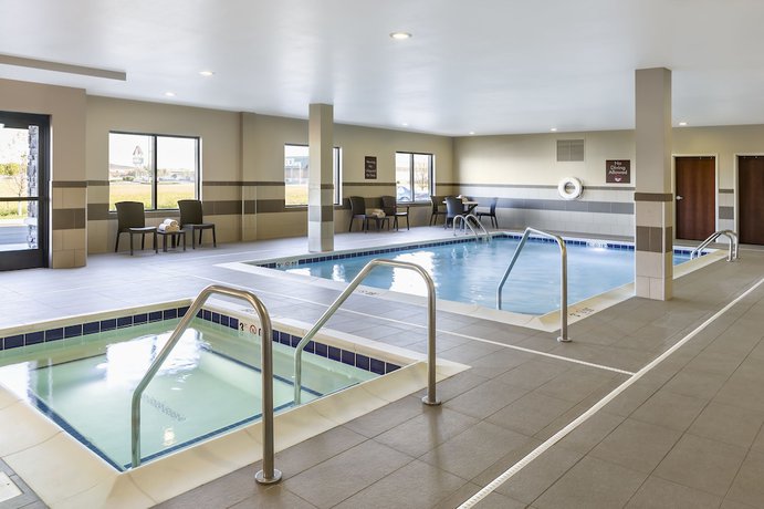 Imagen de la piscina del Hotel Comfort Suites Medical Center. Foto 19