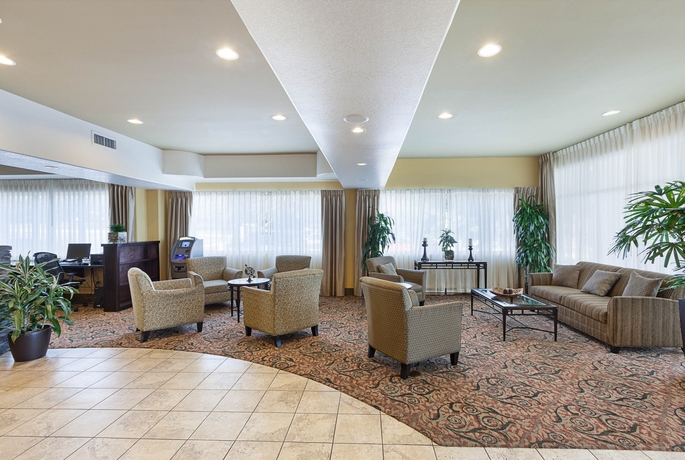 Imagen de los interiores del Hotel Comfort Suites Medical Center Near Six Flags. Foto 12