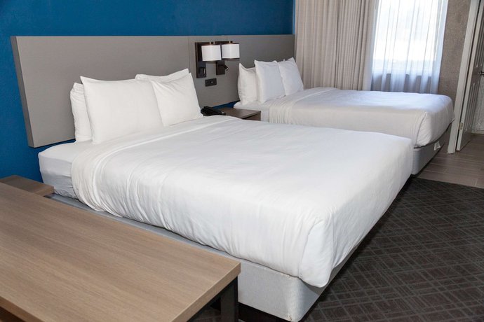 Imagen de la habitación del Hotel Comfort Suites Medical District near Mall of Louisiana. Foto 12
