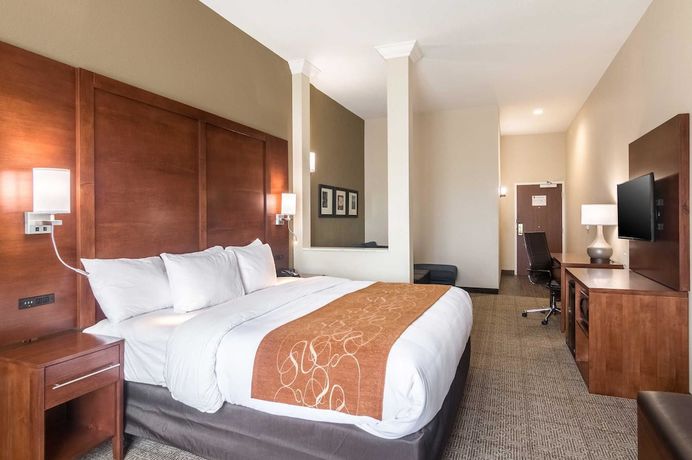 Imagen de la habitación del Hotel Comfort Suites Meridian and I-40. Foto 16