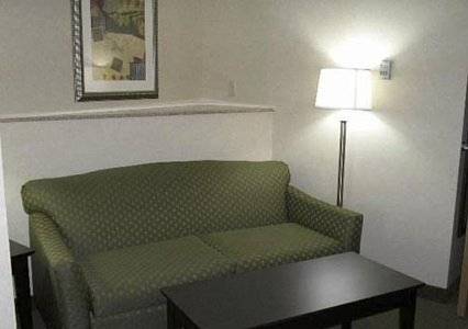 Imagen de la habitación del Hotel Comfort Suites Merrillville. Foto 4