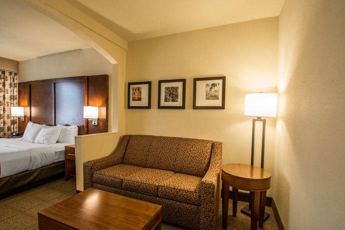 Imagen de los interiores del Hotel Comfort Suites Miami - Kendall. Foto 10