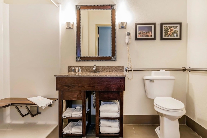 Imagen de la habitación del Hotel Comfort Suites Miamisburg - Dayton South. Foto 14