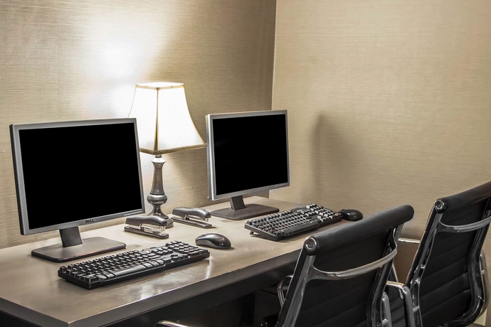 Imagen de los interiores del Hotel Comfort Suites Michigan Avenue Loop. Foto 12