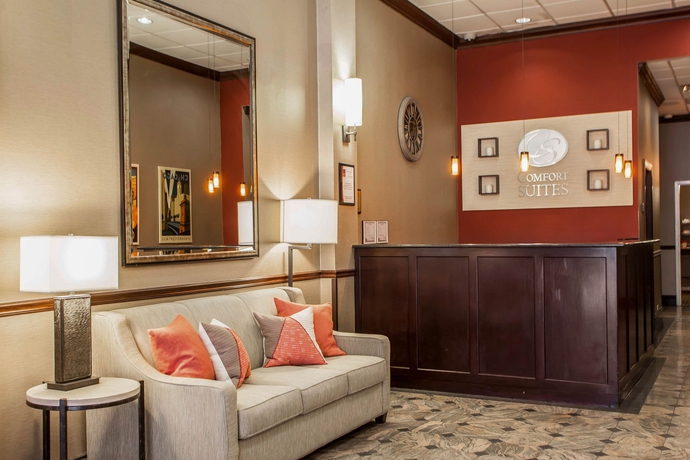 Imagen de los interiores del Hotel Comfort Suites Michigan Avenue Loop. Foto 15