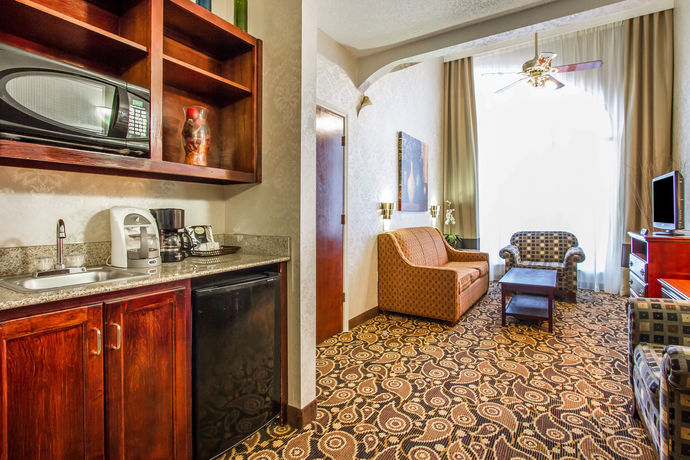 Imagen de la habitación del Hotel Comfort Suites Mobile East Bay. Foto 5