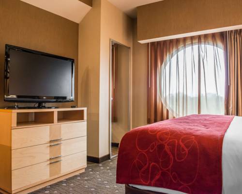 Imagen de la habitación del Hotel Comfort Suites Monroeville. Foto 2