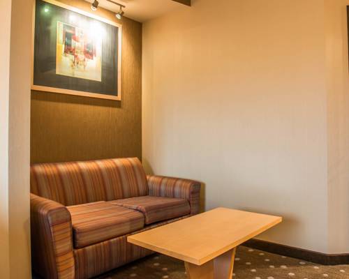 Imagen de la habitación del Hotel Comfort Suites Monroeville. Foto 7