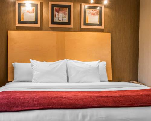 Imagen de la habitación del Hotel Comfort Suites Monroeville. Foto 8