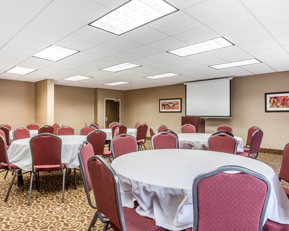 Imagen de los interiores del Hotel Comfort Suites Morrow - Atlanta South. Foto 16