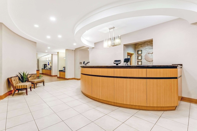 Imagen de los interiores del Hotel Comfort Suites Murfreesboro. Foto 15