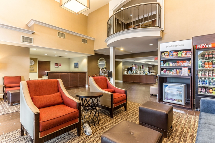 Imagen de los interiores del Hotel Comfort Suites Myrtle Beach Central. Foto 15