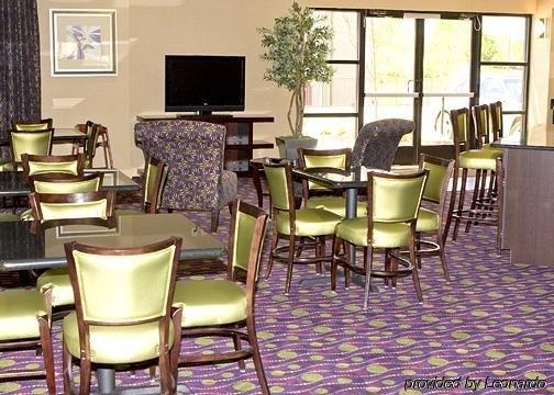 Imagen general del Hotel Comfort Suites Nashville. Foto 6