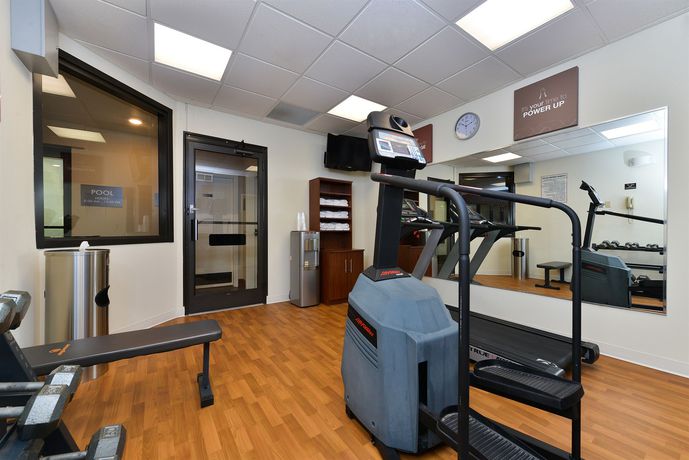 Imagen del bar/restaurante del Hotel Comfort Suites Near Route 66. Foto 3