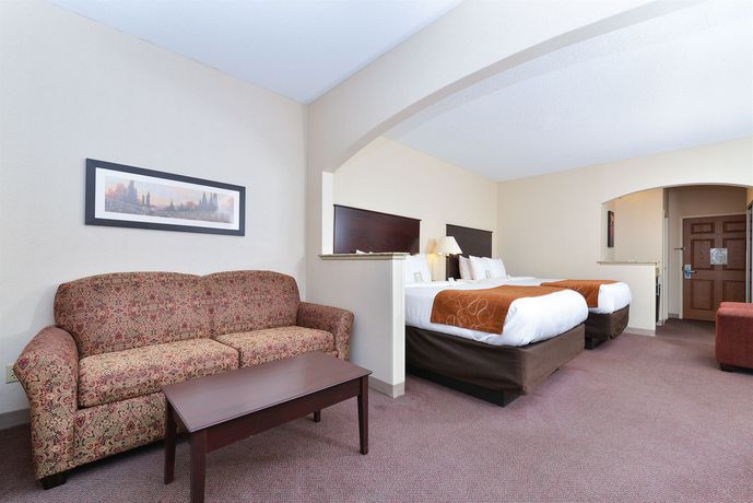 Imagen del bar/restaurante del Hotel Comfort Suites Near Route 66. Foto 4