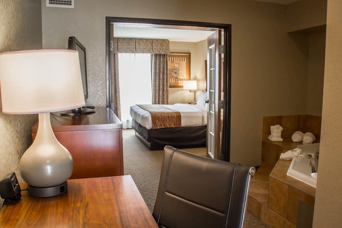 Imagen de la habitación del Hotel Comfort Suites Near Seaworld. Foto 7