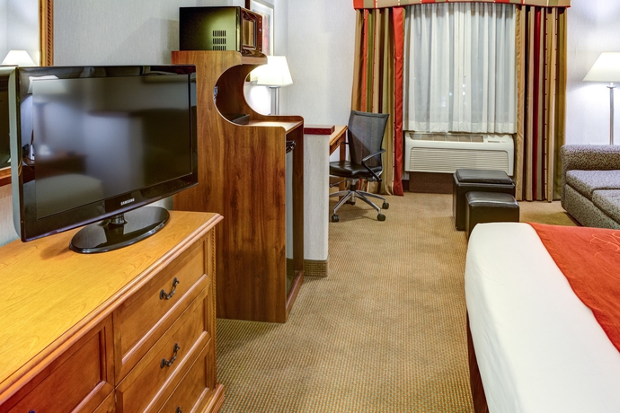 Imagen de la habitación del Hotel Comfort Suites Near Six Flags Magic Mountain. Foto 11