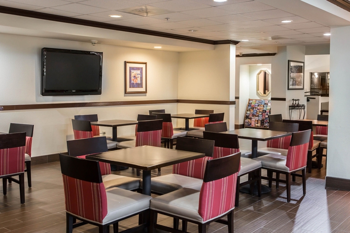 Imagen del bar/restaurante del Hotel Comfort Suites - Near The Galleria. Foto 1