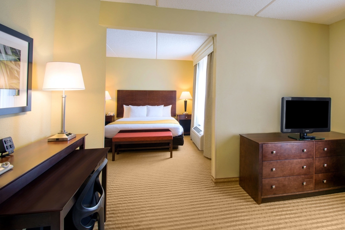 Imagen de la habitación del Hotel Comfort Suites Near Universal Orlando Resort. Foto 4