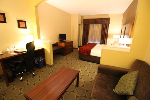 Imagen de la habitación del Hotel Comfort Suites Near University. Foto 2