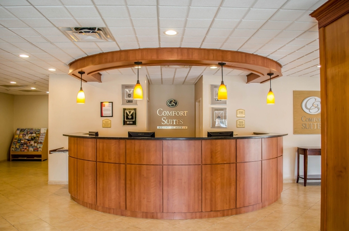 Imagen de los interiores del Hotel Comfort Suites Niceville Near Elgin Air Force Base. Foto 12