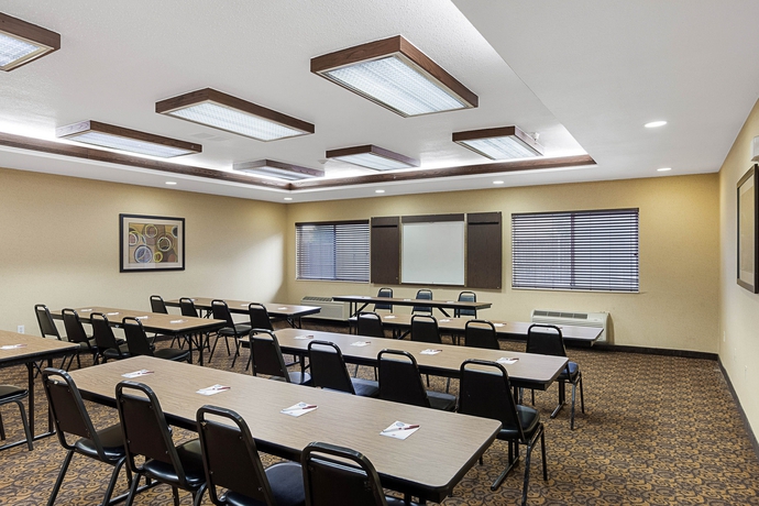 Imagen de los interiores del Hotel Comfort Suites North Dallas. Foto 10
