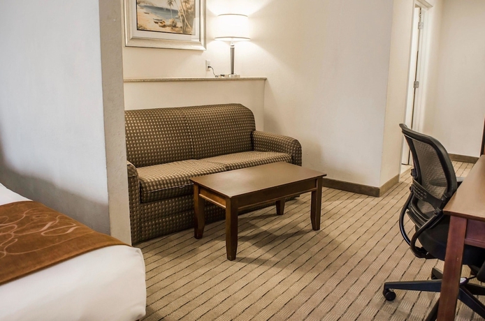 Imagen de la habitación del Hotel Comfort Suites North Mobile. Foto 6