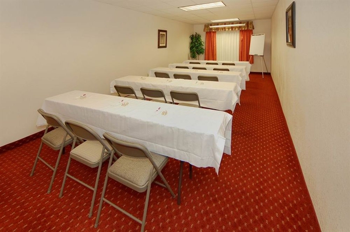 Imagen de los interiores del Hotel Comfort Suites Northside Hospital Gwinnett. Foto 9