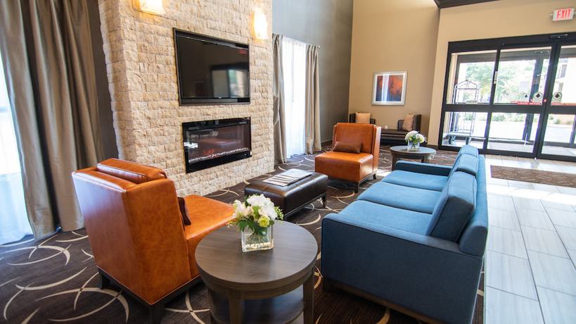 Imagen de los interiores del Hotel Comfort Suites Northwest Houston At Beltway 8. Foto 17