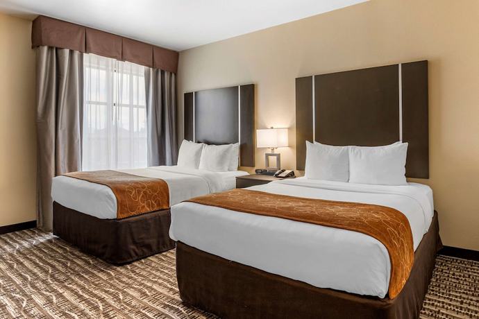 Imagen de la habitación del Hotel Comfort Suites Northwest Houston At Beltway 8. Foto 11