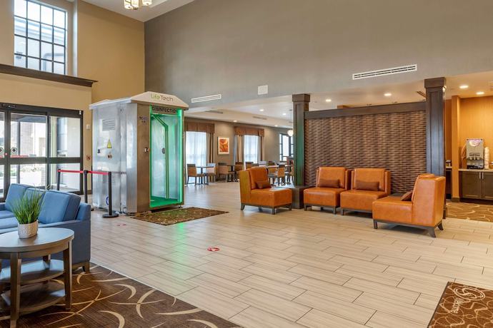 Imagen de los interiores del Hotel Comfort Suites Northwest Houston At Beltway 8. Foto 19