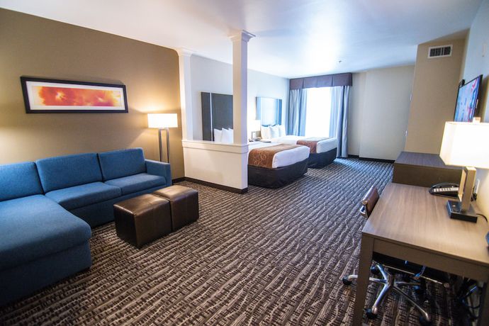 Imagen de la habitación del Hotel Comfort Suites Northwest Houston At Beltway 8. Foto 12