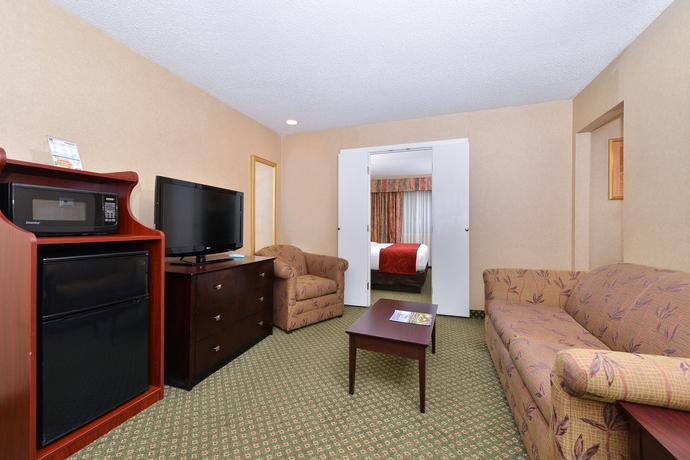 Imagen de la habitación del Hotel Comfort Suites Oakbrook Terrace Near Oakbrook Center. Foto 3