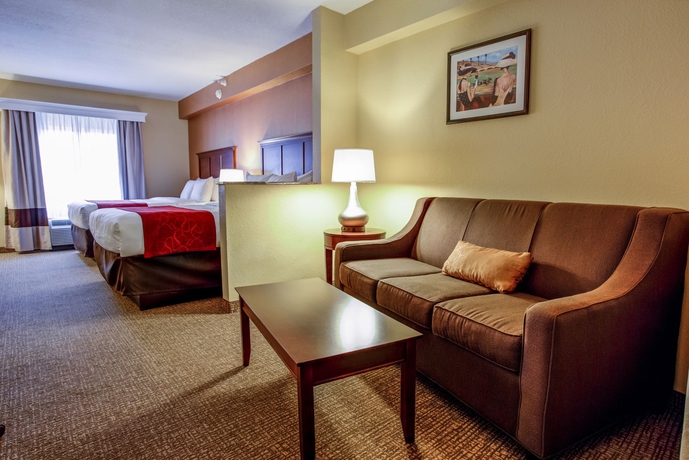 Imagen de los interiores del Hotel Comfort Suites Ocala North. Foto 16