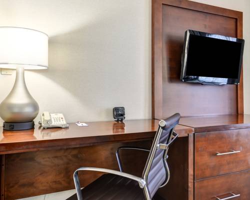 Imagen de la habitación del Hotel Comfort Suites Ocean City. Foto 6