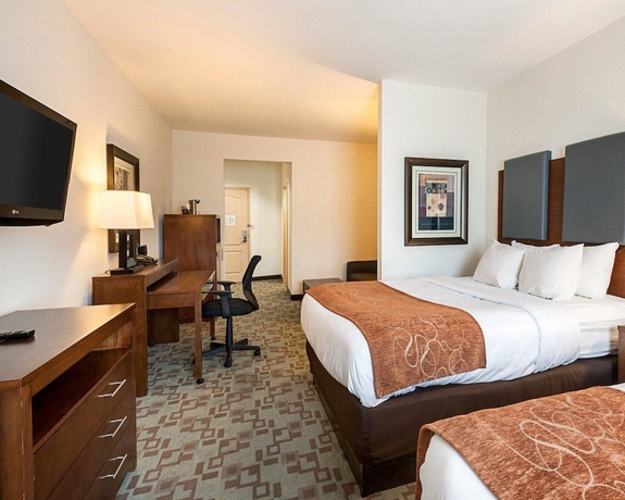 Imagen de la habitación del Hotel Comfort Suites Oil Center. Foto 8