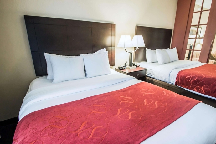 Imagen de la habitación del Hotel Comfort Suites Orlando International Airport. Foto 9