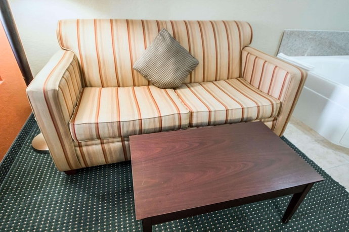 Imagen de la habitación del Hotel Comfort Suites Orlando International Airport. Foto 14