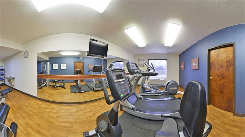 Imagen de los interiores del Hotel Comfort Suites Outlet Center. Foto 9